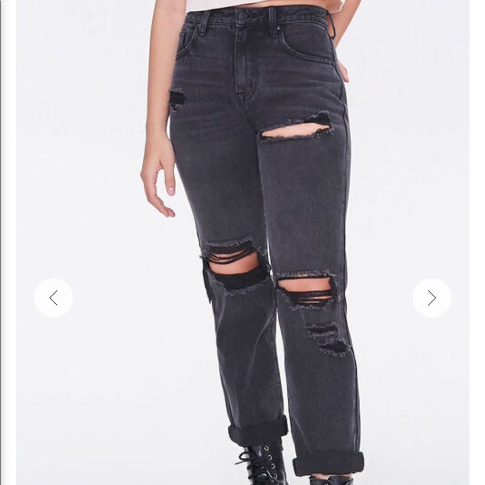 Forever 21 black distressed boyfriend jeans